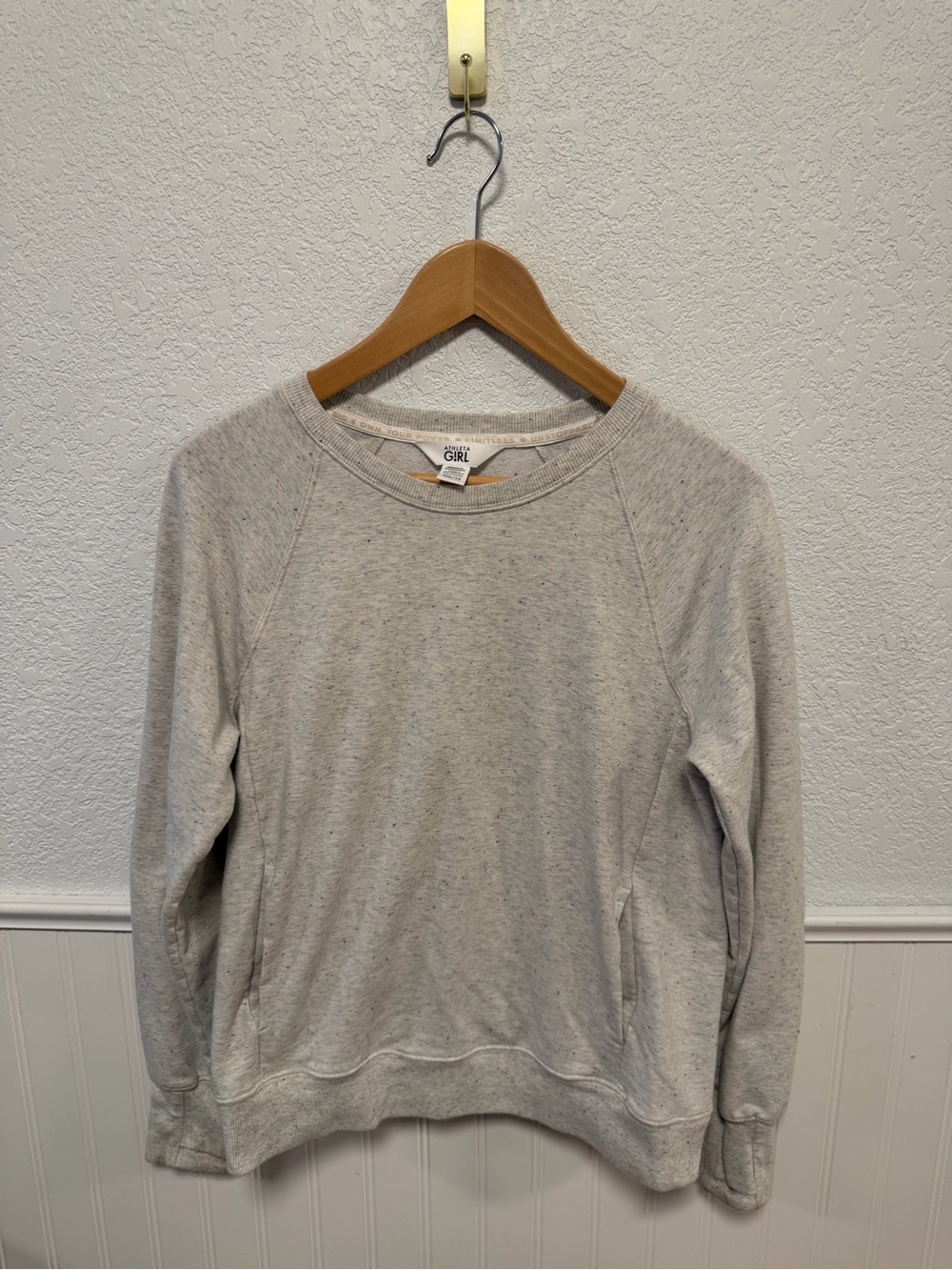 Athleta Girl Light Gray Speckled Crewneck Sweatshirt